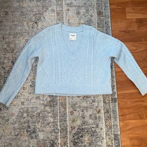 Abercrombie & Fitch cozy knit sweater! Gorgeous blue color. So cute for fall!